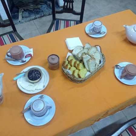 Hostel Yanay Chilecito Zewnętrze zdjęcie