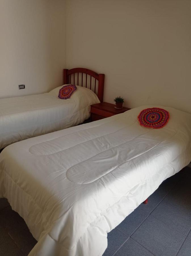 Hostel Yanay Chilecito Zewnętrze zdjęcie